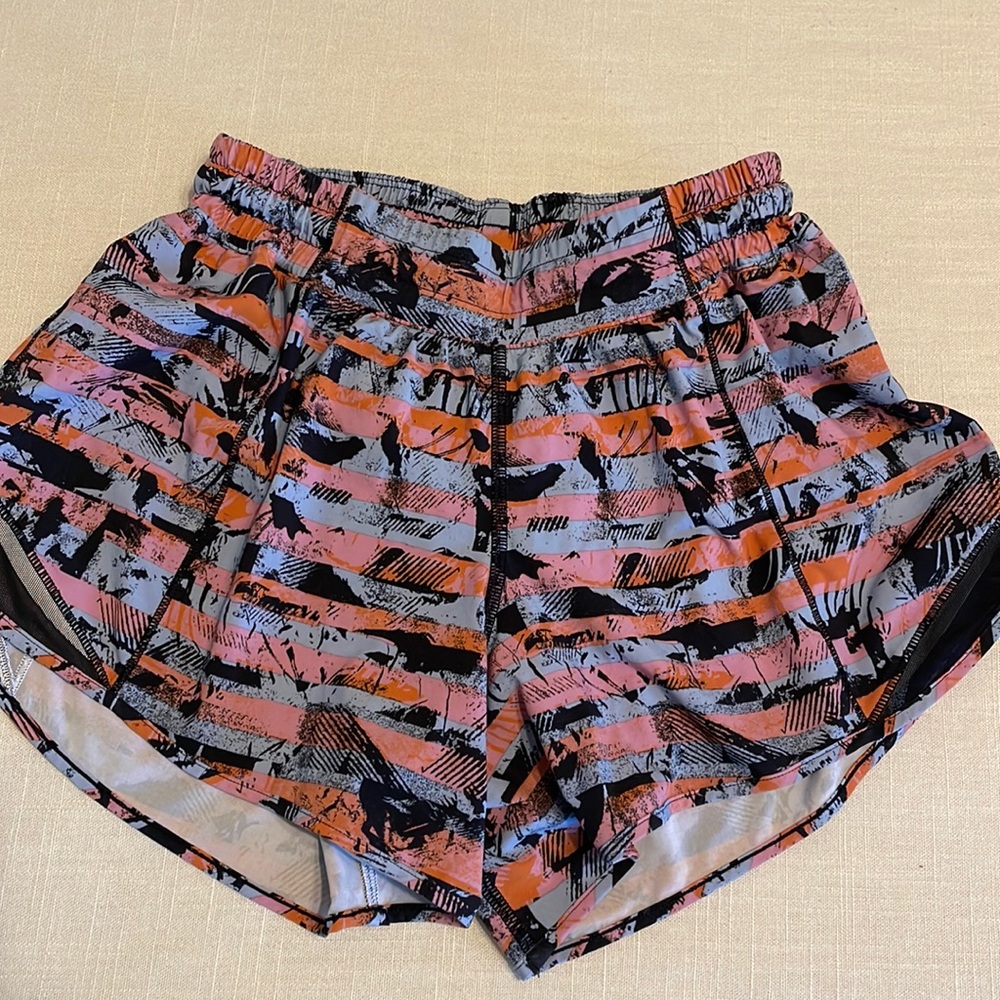 Lulu lemon tracker short